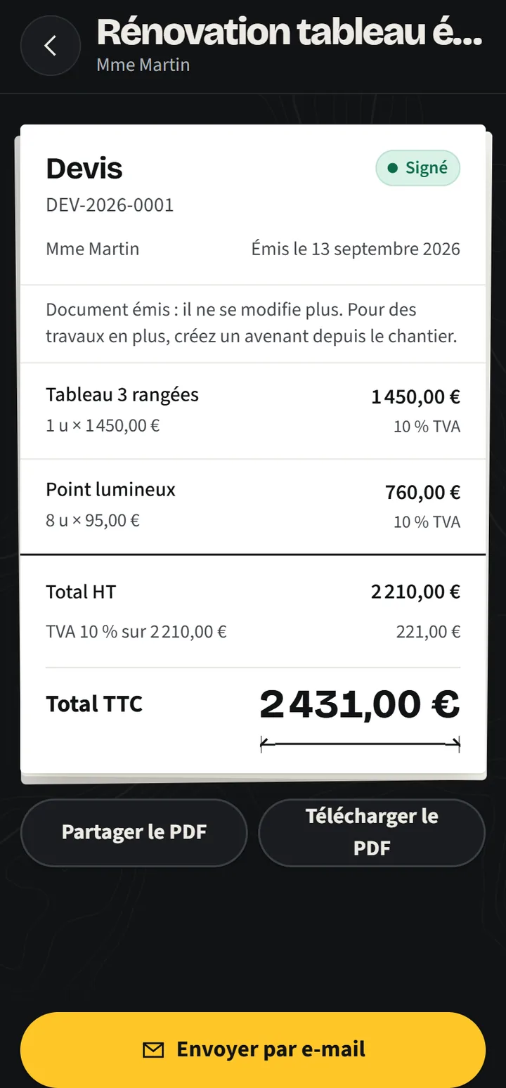 Un devis signé dans Aplomb, avec ses lignes, le total HT, la TVA et le total TTC.